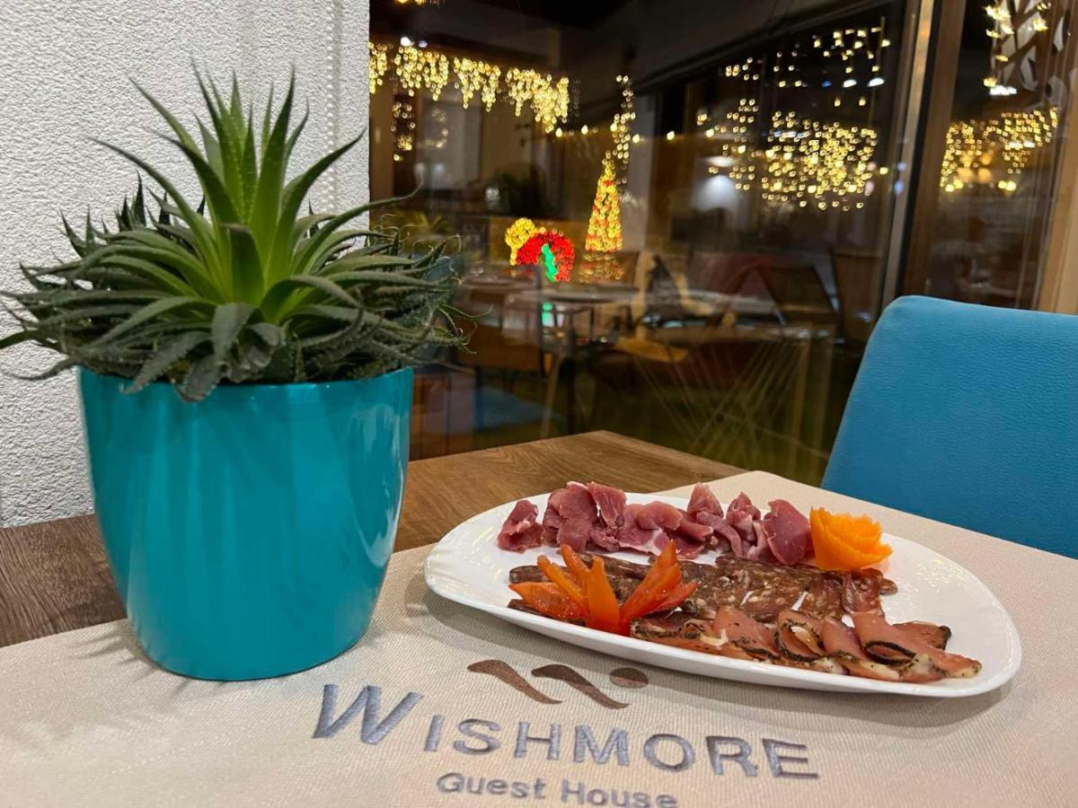 Guest House Wishmore 巴尼亚 外观 照片