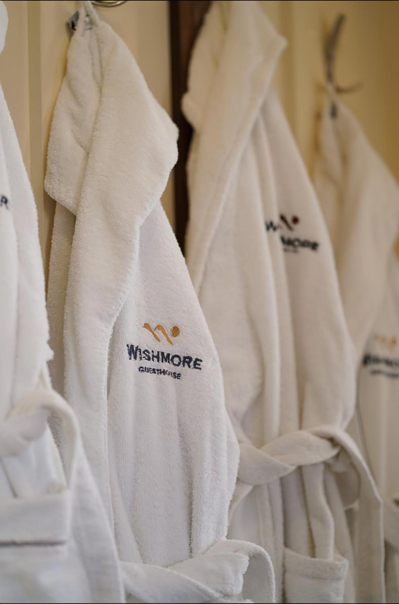 Guest House Wishmore 巴尼亚 客房 照片